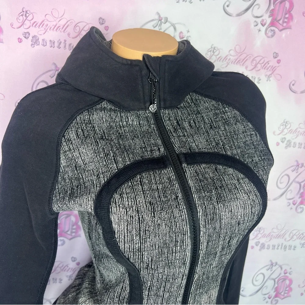 Lululemon scuba hoodie heathered grey and black zip up black sweater lounge yoga - Picture 4 of 5